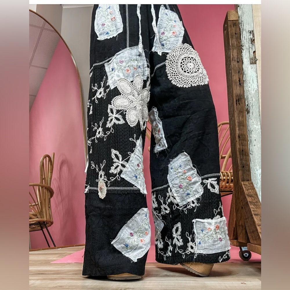 POL BLCK CRAZY ABOUT YOU PATCHWORK BOTTOMS Patterned Patchwork Women's Pants - Picture 4 of 8